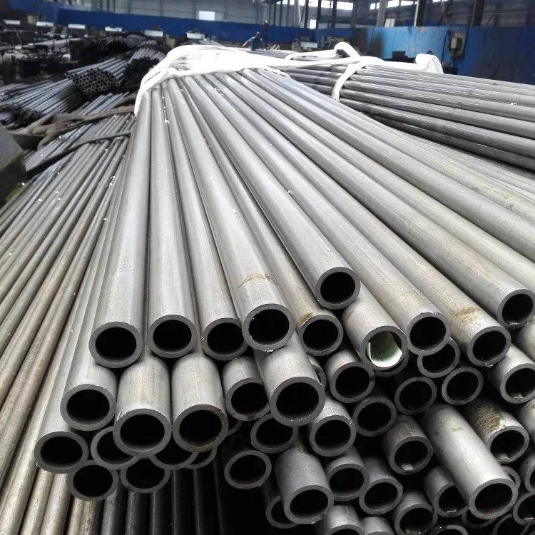 Tubo de aço sem costura laminado a frio revestido de plástico